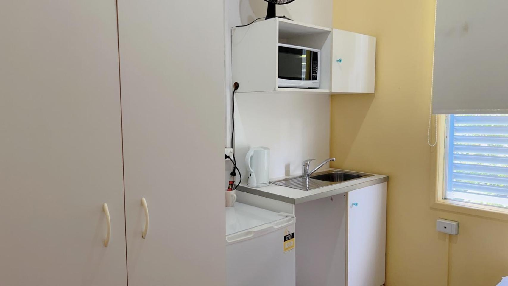 Five 2 Home Backpacker Брісбен Екстер'єр фото